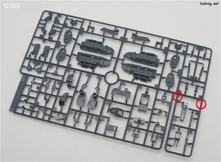 万代超时空要塞系列拼装模型 1比72 VF-31J 齐格弗里德(疾风机) - 图片